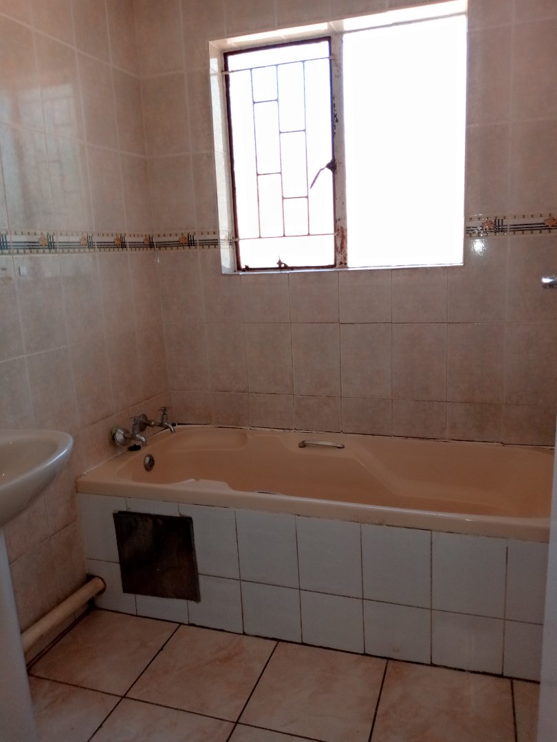 To Let  Bedroom Property for Rent in Mmabatho Unit 15 North West